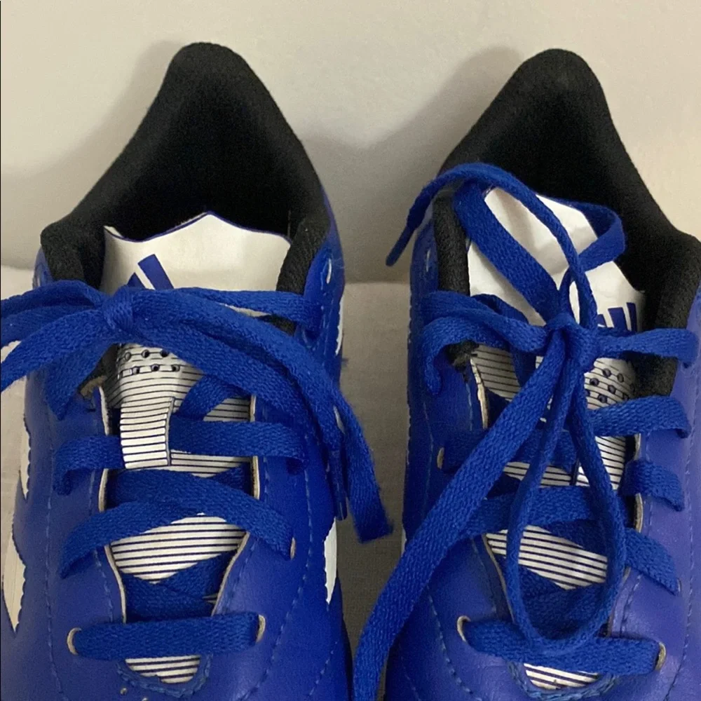Adidas kids Blue/white unisex lace up Soccer Cleats size 3.5 - Picture 5 of 9